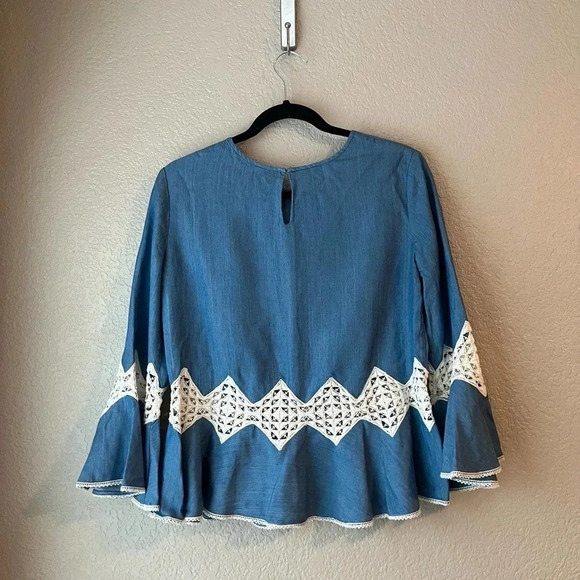 Jonathan Simkhai Blue Lace Inset Trumpet Sleeve Chambray Blouse Size XS - Picture 6 of 9